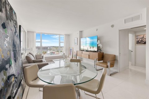 Condominio en venta en Miami Beach, Florida, 1 dormitorio, 88.26 m2 № 1779982 - foto 8