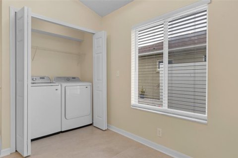 House in Riverview, Florida 3 bedrooms, 139.35 sq.m. № 1917242 - photo 21
