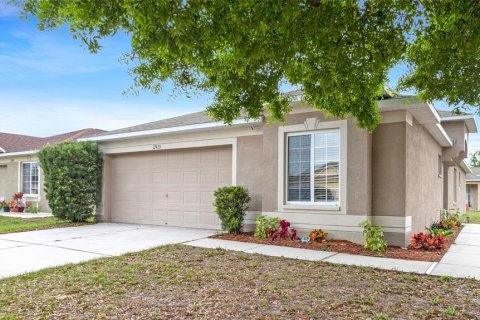 House in Riverview, Florida 3 bedrooms, 139.35 sq.m. № 1917242 - photo 2