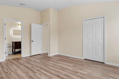 House in Riverview, Florida 3 bedrooms, 139.35 sq.m. № 1917242 - photo 12