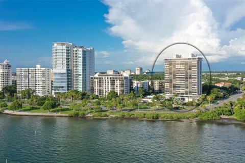 Купить кондоминиум в Сарасота, Флорида 5 комнат, 119.29м2, № 1903171 - фото 3