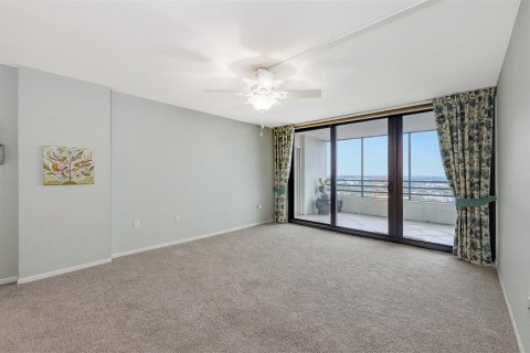 Купить кондоминиум в Сарасота, Флорида 5 комнат, 119.29м2, № 1903171 - фото 18