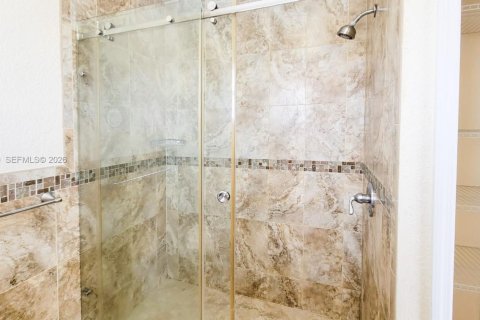 Adosado en alquiler en Hialeah, Florida, 3 dormitorios, 122.35 m2 № 1995512 - foto 30