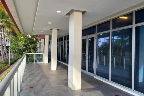 Propiedad comercial en venta en Hollywood, Florida № 1865679 - foto 3