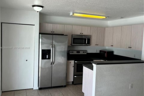 Adosado en venta en Hollywood, Florida, 3 dormitorios, 133.78 m2 № 2187045 - foto 7