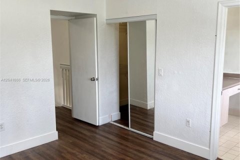 Adosado en venta en Hollywood, Florida, 3 dormitorios, 133.78 m2 № 2187045 - foto 28