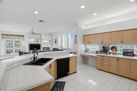 Casa en venta en Tarpon Springs, Florida, 4 dormitorios, 298.59 m2 № 2199271 - foto 13
