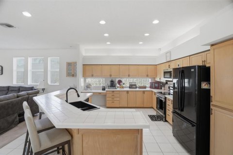 Casa en venta en Tarpon Springs, Florida, 4 dormitorios, 298.59 m2 № 2199271 - foto 11