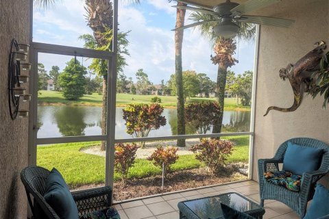 Condominio en alquiler en Sarasota, Florida, 2 dormitorios, 133.13 m2 № 212646 - foto 12