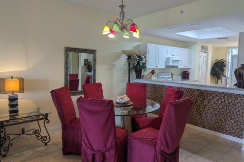 Condominio en alquiler en Sarasota, Florida, 2 dormitorios, 133.13 m2 № 212646 - foto 6