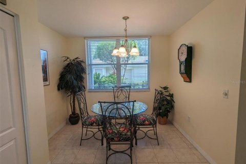 Condominio en alquiler en Sarasota, Florida, 2 dormitorios, 133.13 m2 № 212646 - foto 11