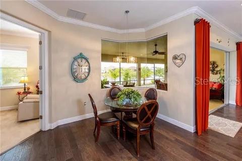 House in Mount Dora, Florida 4 bedrooms, 241.73 sq.m. № 1192090 - photo 10