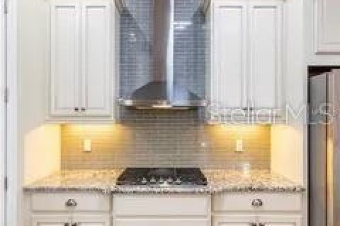 House in Mount Dora, Florida 4 bedrooms, 241.73 sq.m. № 1192090 - photo 7