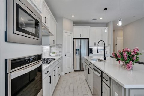 House in Lake Worth, Florida 5 bedrooms, 272.2 sq.m. № 2185397 - photo 18