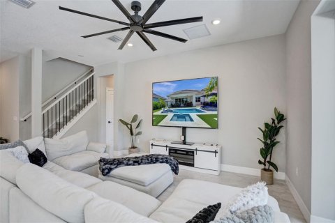 House in Lake Worth, Florida 5 bedrooms, 272.2 sq.m. № 2185397 - photo 23