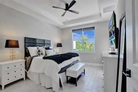 House in Lake Worth, Florida 5 bedrooms, 272.2 sq.m. № 2185397 - photo 28