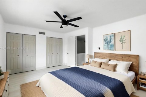 Adosado en venta en Davie, Florida, 2 dormitorios, 123.56 m2 № 1928481 - foto 21