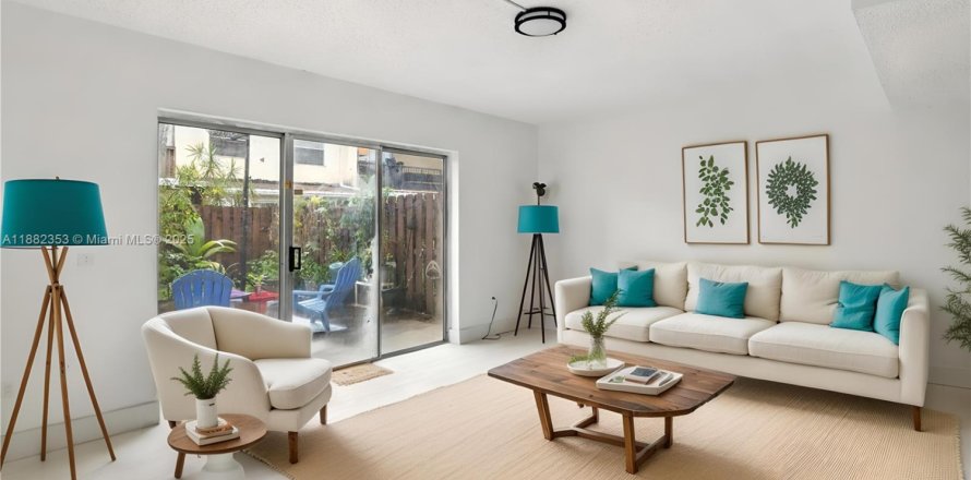 Adosado en Davie, Florida 2 dormitorios, 123.56 m2 № 1928481