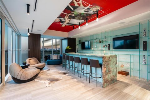 Condominio en venta en Miami Beach, Florida, 4 dormitorios, 385.82 m2 № 1711886 - foto 23