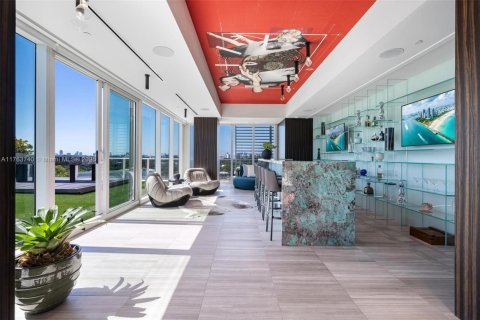 Condominio en venta en Miami Beach, Florida, 4 dormitorios, 385.82 m2 № 1711886 - foto 22
