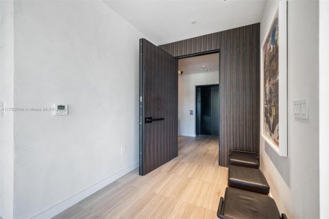 Condominio en venta en Miami Beach, Florida, 4 dormitorios, 385.82 m2 № 1711886 - foto 8