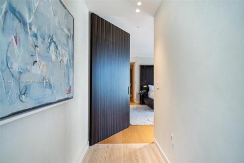 Condominio en venta en Miami Beach, Florida, 4 dormitorios, 385.82 m2 № 1711886 - foto 29