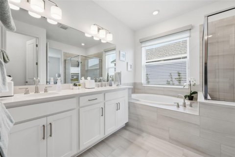 Купить виллу или дом в Киссимми, Флорида 8 комнат, 222.41м2, № 2092111 - фото 16