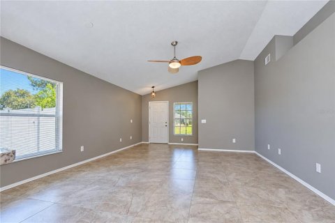 Villa ou maison à louer à Temple Terrace, Floride: 3 chambres, 124.49 m2 № 2419225 - photo 6