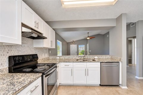 Villa ou maison à louer à Temple Terrace, Floride: 3 chambres, 124.49 m2 № 2419225 - photo 18