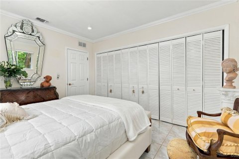 Villa ou maison à vendre à North Miami Beach, Floride: 3 chambres, 113.34 m2 № 2381675 - photo 12