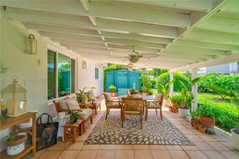 Villa ou maison à vendre à North Miami Beach, Floride: 3 chambres, 113.34 m2 № 2381675 - photo 21