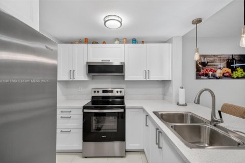 Copropriété à vendre à Miami, Floride: 2 chambres, 89.19 m2 № 1970111 - photo 3