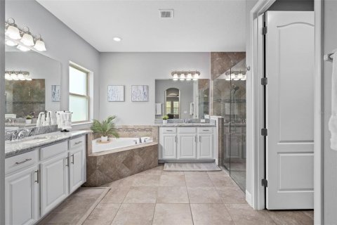 Casa en venta en Winter Garden, Florida, 4 dormitorios, 371.61 m2 № 1918446 - foto 27