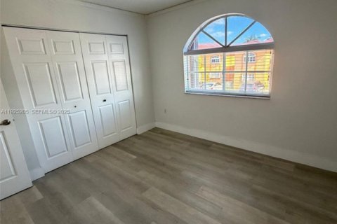 Купить кондоминиум в Хайалиа, Флорида 2 спальни, 91.97м2, № 2035204 - фото 16