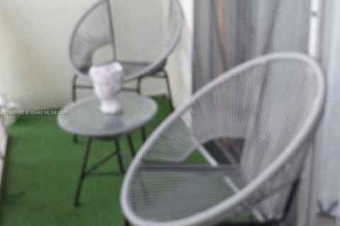 Copropriété à vendre à Plantation, Floride: 2 chambres, 83.52 m2 № 1954424 - photo 10