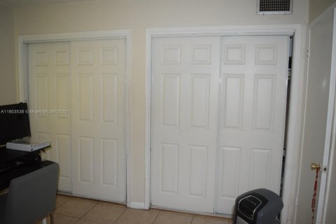 Copropriété à vendre à Plantation, Floride: 2 chambres, 83.52 m2 № 1954424 - photo 5