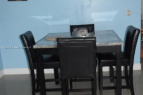 Copropriété à vendre à Plantation, Floride: 2 chambres, 83.52 m2 № 1954424 - photo 7