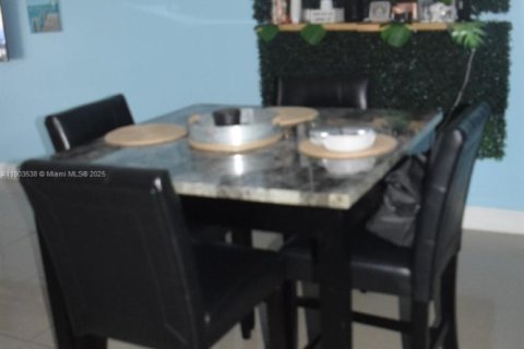 Copropriété à vendre à Plantation, Floride: 2 chambres, 83.52 m2 № 1954424 - photo 19