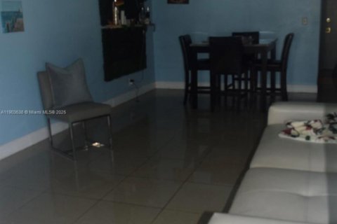 Copropriété à vendre à Plantation, Floride: 2 chambres, 83.52 m2 № 1954424 - photo 15