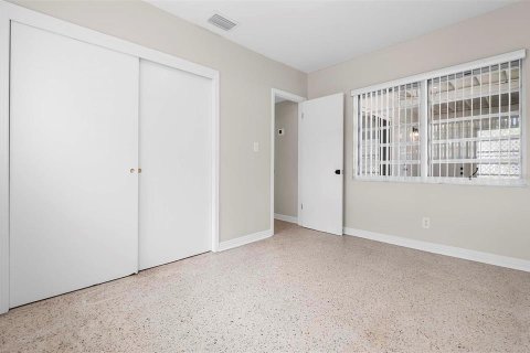 House in Tampa, Florida 3 bedrooms, 123.75 sq.m. № 1873956 - photo 18