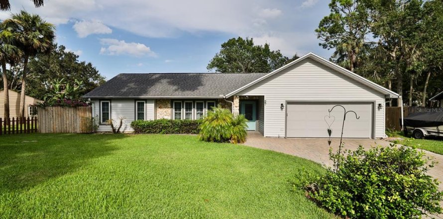 House in Port Orange, Florida 4 bedrooms, 180.42 sq.m. № 1750775