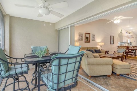 Купить кондоминиум в Сарасота, Флорида 7 комнат, 123.84м2, № 1907805 - фото 10