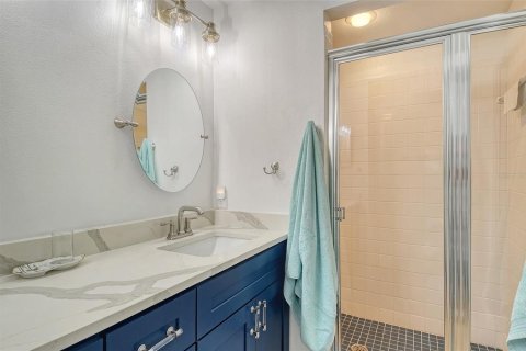 Купить кондоминиум в Сарасота, Флорида 7 комнат, 123.84м2, № 1907805 - фото 26
