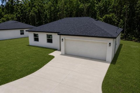 House in Ocala, Florida 3 bedrooms, 126.07 sq.m. № 2287346