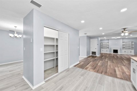 House in Bradenton, Florida 4 bedrooms, 207.36 sq.m. № 1873713 - photo 28