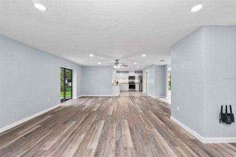 House in Bradenton, Florida 4 bedrooms, 207.36 sq.m. № 1873713 - photo 20