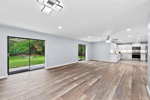 House in Bradenton, Florida 4 bedrooms, 207.36 sq.m. № 1873713 - photo 21