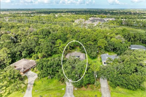 House in Bradenton, Florida 4 bedrooms, 207.36 sq.m. № 1873713 - photo 1