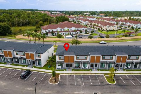 Townhouse in Kissimmee, Florida 3 bedrooms, 127.46 sq.m. № 1828509 - photo 3