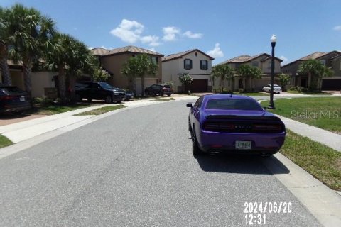 Villa ou maison à vendre à Davenport, Floride: 6 chambres, 292.74 m2 № 1568577 - photo 2